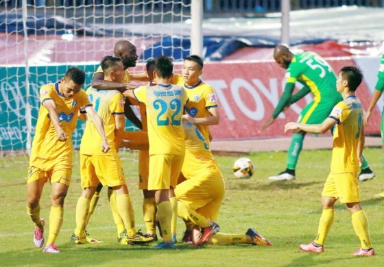 Thanh Hóa và cuộc chiến tay ba đến ngôi vương V.League Thanh Hóa đang gặp nhiều thử thách trong mục tiêu vô địch mùa này. (Ảnh: DƯƠNG THU)