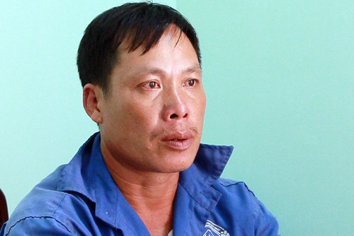 Vợ giúp chồng phi tang xác người phụ nữ dưới cống Thu khai động cơ giết chết người phụ nữ cùng xóm vì nạn nhân không cho quan hệ. Ảnh: Kh.Uyên.