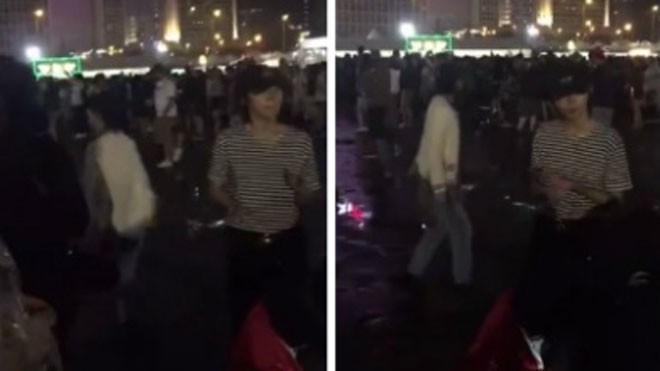 Châu Tấn đi chơi đêm với con gái Vương Phi, thêm bằng chứng yêu đồng tính Châu Tấn bị bắt gặp đi chơi đêm với con gái Vương Phi.