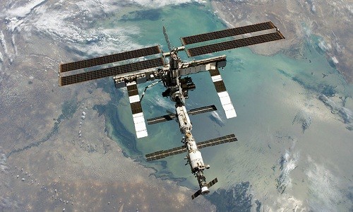 Tiết lộ bất ngờ về vi khuẩn nghi đến từ ngoài hành tinh trên thân trạm ISS Trạm Vũ trụ Quốc tế trên quỹ đạo Trái Đất. Ảnh: Reuters.