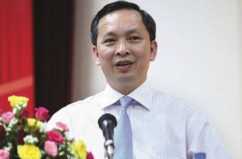 Phó thống đốc: 'Nhà nước cam kết bảo vệ quyền lợi người gửi tiền' Phó thống đốc Đào Minh Tú khẳng định Nhà nước luôn đảm bảo quyền lợi chính đáng người gửi tiền.