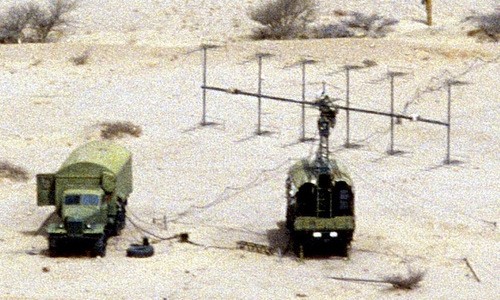 Chiến dịch đánh cắp radar Ai Cập của biệt kích Israel Cụm radar P-12 trong trạng thái triển khai. Ảnh: Wikipedia.