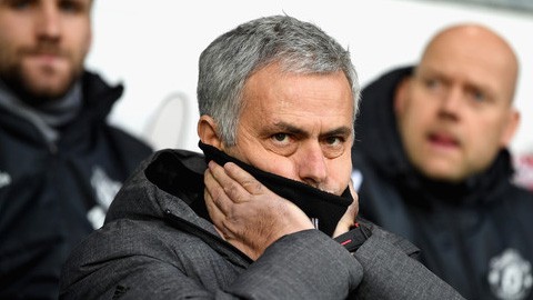Mourinho: 'Vài cá nhân của M.U không muốn chơi bóng' Mourinho: 'Vài cá nhân của M.U không muốn chơi bóng'