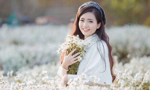 Những nữ giáo viên được dân mạng 'chăm sóc đặc biệt' Những nữ giáo viên được dân mạng 'chăm sóc đặc biệt'