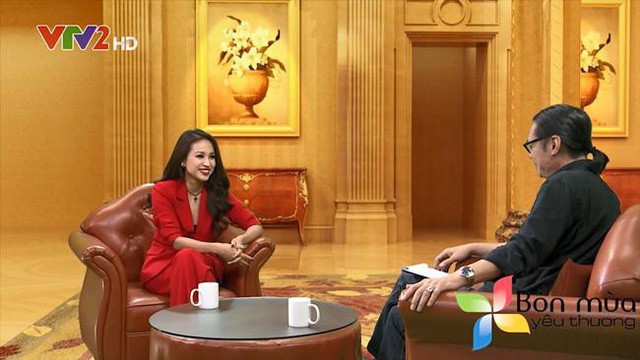 MC Vân Hugo: Trân trọng tất cả những người đàn ông đi qua cuộc đời Vân Hugo trò chuyện với đạo diễn Trần Lực trong "Bốn mùa yêu thương".