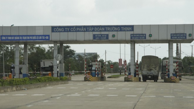 Giảm giá vé qua trạm BOT Quảng Trị: Thủ tục quá nhiêu khê Thủ tục đăng ký làm thẻ giảm phí qua trạm BOT Quảng Trị đặt tại Km 763+800 Quốc lộ 1 còn lắm nhiêu khê! Ảnh: H.T