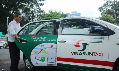 Vinasun cắt giảm gần 10.000 nhân viên Kết quả kinh doanh của Vinasun biến động mạnh do cắt giảm nhân sự để thay đổi mô hình hoạt động.