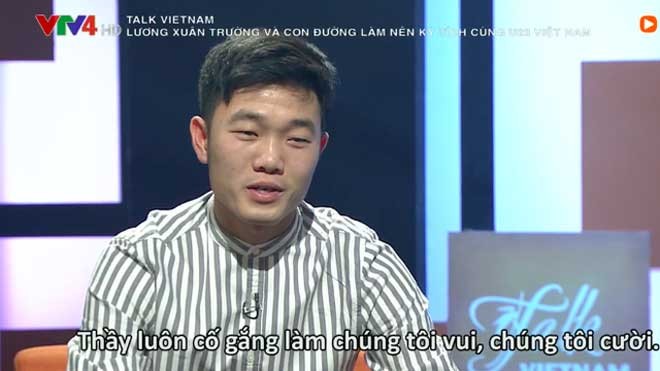 Đội trưởng Xuân Trường nói 'Công Phượng có kiểu tóc đẹp nhất đội U23' Xuân Trường và đồng đội coi thầy Park là một người cha.