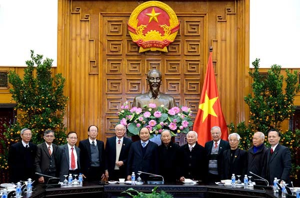 Thủ tướng gặp mặt các cựu chuyên gia, cựu chiến binh Thủ tướng gặp mặt các cựu chuyên gia, cựu chiến binh