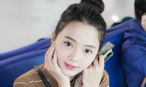 'Hot girl ảnh thẻ' lần đầu khoe giọng hát ngọt lịm Hình ảnh gần đây của hot girl Lan Hương