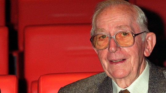 Đạo diễn phim 'James Bond' qua đời tại nhà riêng Đạo diễn Lewis Gilbert