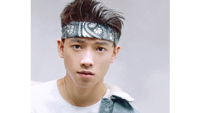 Làm việc trong Bộ Tài chính Anh như Chris Khoa có khó không? Chris Khoa Nguyễn được thông tin trở thành cố vấn Bộ Tài chính Anh ở tuổi 24. Ảnh: FBNV.