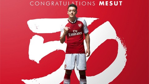 Ngôi sao Oezil phá kỷ lục của huyền thoại Cantona ở Premier League Ngôi sao Oezil phá kỷ lục của huyền thoại Cantona ở Premier League