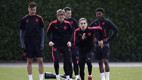Hàng thủ Arsenal đón tin vui trước cuộc tái đấu Milan Hàng thủ Arsenal đón tin vui trước cuộc tái đấu Milan