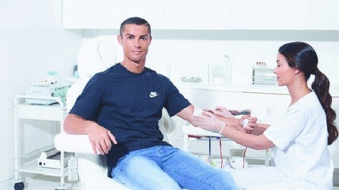 Tiết lộ lý do siêu sao Ronaldo không thích xăm mình Tiết lộ lý do siêu sao Ronaldo không thích xăm mình