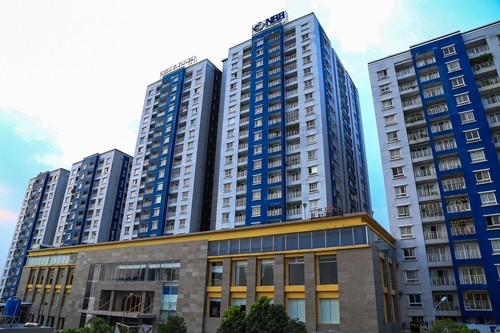 Cổ phiếu 577 dứt chuỗi giảm giá sau khi Hùng Thanh cam kết bồi thường NBB tuyên bố không phải chủ đầu tư chung cư Carina sau khi cổ phiếu liên tục giảm giá.