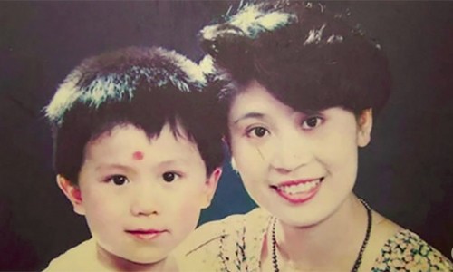 Mẹ hiến đôi mắt để mong có ngày gặp được con trai bị lạc 22 năm Mẹ hiến đôi mắt để mong có ngày gặp được con trai bị lạc 22 năm