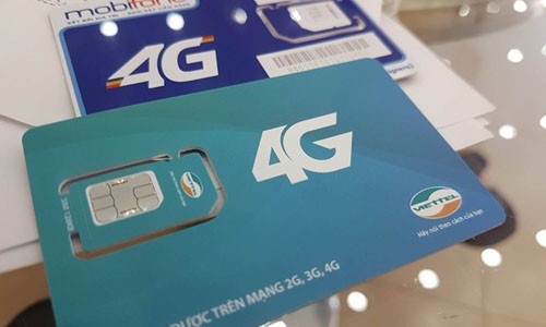 Người dân bỗng dưng bị đứng tên SIM rác Người dùng cho rằng liệu hoàn thành trách nhiệm bổ sung thông tin, nhà mạng có đảm bảo không còn tin nhắn rác? Ảnh: Ngô Minh.