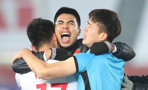 Cầu thủ, HLV Việt Nam nói gì sau lễ bốc thăm AFF Cup 2018? Cầu thủ, HLV Việt Nam nói gì sau lễ bốc thăm AFF Cup 2018?