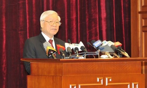 Cán bộ là vấn đề mang tính sống còn Tổng Bí thư Nguyễn Phú Trọng phát biểu khai mạc Hội nghị Trung ương 7. Ảnh: Báo Nhân dân