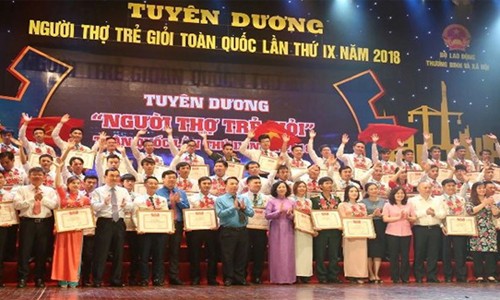 6 gương mặt của TKV được vinh danh 'Người thợ trẻ giỏi' toàn quốc 65 cá nhân xuất sắc nhất để trao tặng danh hiệu "Người thợ trẻ giỏi" toàn quốc năm 2018