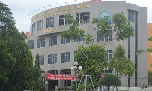 Một công ty biếu Sở Xây dựng 1,7 tỉ đồng Công ty TNHH MTV Thoát nước và Phát triển đô thị tỉnh Bà Rịa-Vũng Tàu (Busadco). Ảnh: HB