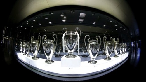 Real Madrid đau đầu vì hết chỗ để cúp Champions League Real Madrid đau đầu vì hết chỗ để cúp Champions League