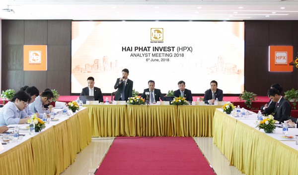 Hải Phát Invest và câu chuyện IR chủ động Mọi thắc mắc đã được Ban lãnh đạo Hải Phát Invest trả lời trực tiếp tại buổi Analyst Meeting