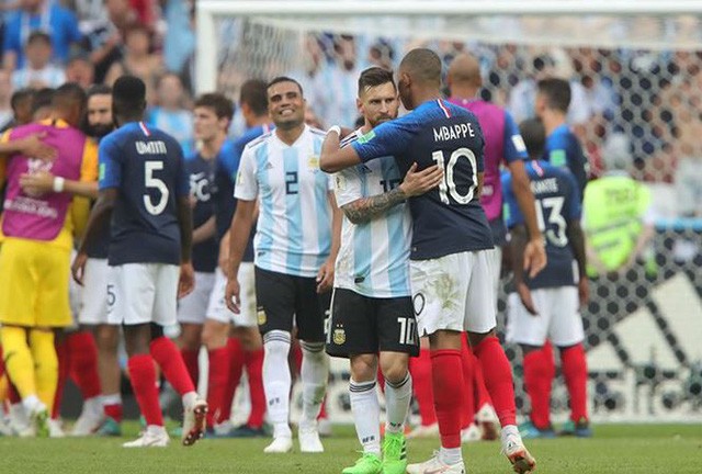 Neymar bị loại khỏi đề cử cầu thủ hay nhất năm 2018 Cả Mbappe lẫn Messi đều gây ấn tượng mạnh trong năm 2018