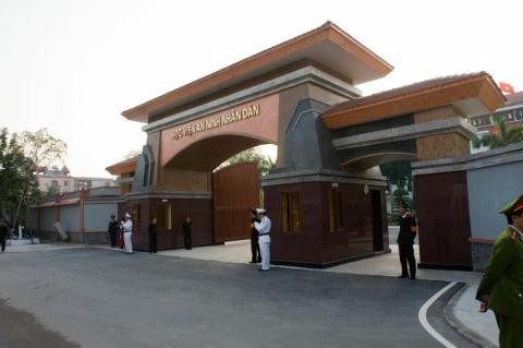 Học viện An Ninh muốn rà soát điểm thi: Nhiều điểm khó Học viện an ninh nhân dân muốn rà soát lại điểm thi một số trường hợp thí sinh điểm cao từ các địa phương như Lạng Sơn, Sơn La