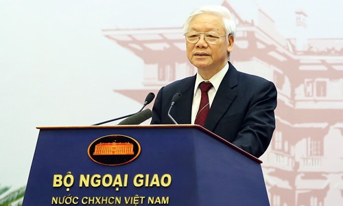 Công tác đối ngoại là điểm sáng trong thành tựu chung của đất nước Tổng Bí thư Nguyễn Phú Trọng phát biểu tại Hội nghị - Ảnh: VGP/Hải Minh