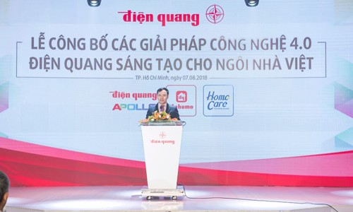 Điện Quang sáng tạo cho ngôi nhà Việt với giải pháp công nghệ 4.0 Ông Hồ Quỳnh Hưng - Chủ tịch Hội đồng Quản trị, Tổng Giám đốc công ty Điện Quang, phát biểu tại sự kiện