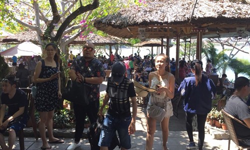 'Tôi xin nói không có tour nào là 0 đồng cả' Du khách Trung Quốc tại Nha Trang