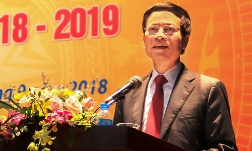 Quyền Bộ trưởng TT&TT muốn phát triển mạng xã hội 'made in Vietnam' Quyền Bộ trưởng Thông tin & Truyền thông Nguyễn Mạnh Hùng. Ảnh: Bộ TT&TT