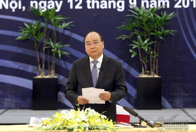 Thủ tướng đối thoại với lãnh đạo tập đoàn toàn cầu Thủ tướng Nguyễn Xuân Phúc phát biểu tại phiên đối thoại