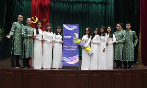 Amway VN tài trợ kim cương chương trình thanh niên Đông Nam Á–Nhật Bản Amway VN tài trợ kim cương chương trình thanh niên Đông Nam Á–Nhật Bản