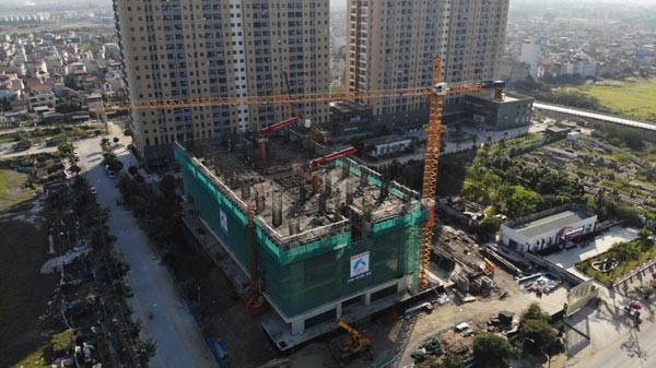 Thăng Long Capital: Dự án tầm trung vượt tiến độ Tính đến đầu tháng 11, Thăng Long Capital đã xây dựng đến sàn tầng 8 vượt tiến độ đề ra so với kế hoạch. Dự án sẽ đảm bảo hoàn thành và bàn giao đúng thời hạn cho khách hàng