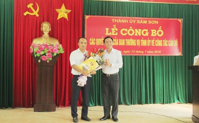 Thanh Hóa điều động, luân chuyển 10 cán bộ chủ chốt Thanh Hóa điều động, luân chuyển 10 cán bộ chủ chốt