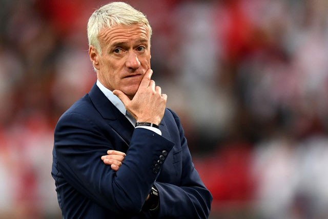 Giành vé sớm, HLV Pháp tấm tắc khen học trò HLV Didier Deschamps.