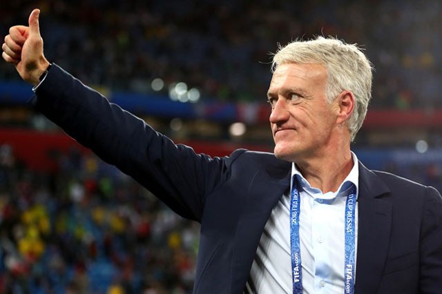 Pháp vào chung kết, HLV Deschamps đưa học trò lên mây HLV Deschamps rất hài lòng với màn trình diễn của các cầu thủ Pháp trong trận thắng trước Bỉ.