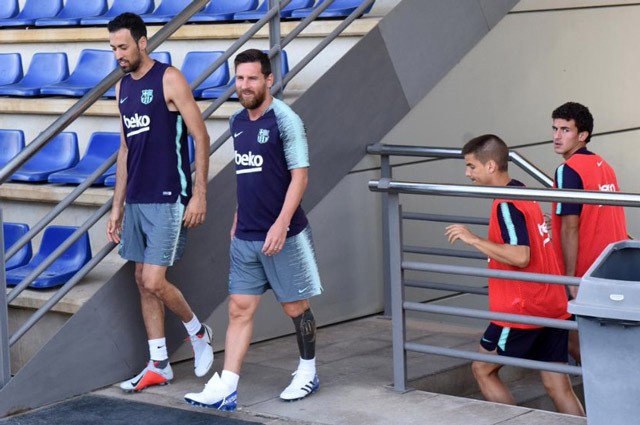 4 ngôi sao Barca trở lại tập luyện, sẵn sàng cho trận tranh Siêu cúp 4 ngôi sao Barca trở lại tập luyện, sẵn sàng cho trận tranh Siêu cúp
