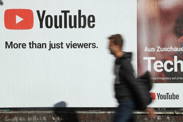 Hé lộ nguyên nhân khiến YouTube bị sập trên toàn thế giới YouTube không thể truy cập nhiều khả năng là do máy chủ bị quá tải.
