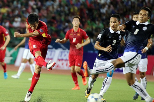 Campuchia từng là ‘rổ đựng bóng’ của tuyển Việt Nam tại AFF Cup Campuchia chưa bao giờ được đánh giá ngang hàng đối với ĐT Việt Nam.