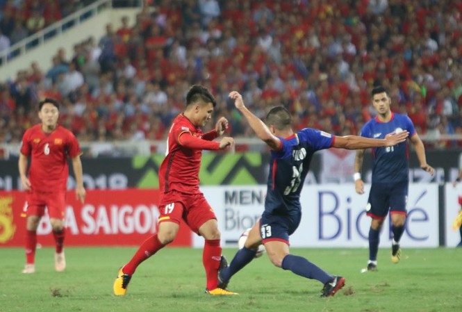 Quang Hải xuất sắc nhất trận Việt Nam 2-1 Philippines Quang Hải đã được bầu chọn là cầu thủ xuất sắc nhất trận lượt về vòng bán kết giữa đội tuyển Việt Nam và Philippines.