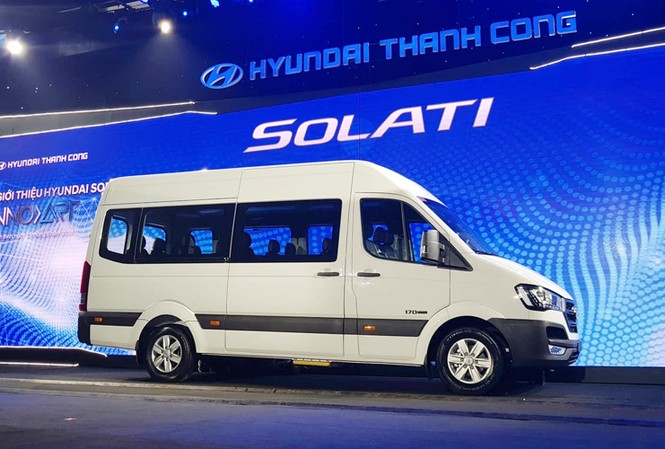 Hyundai Solati giá 1,08 tỷ cạnh tranh Ford Transit ở Việt Nam Hyundai Solati giá 1,08 tỷ cạnh tranh Ford Transit ở Việt Nam