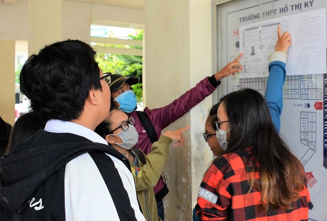 Hàng ngàn thí sinh Cà Mau, Bạc Liêu đến điểm thi tốt nghiệp THPT Hàng ngàn thí sinh Cà Mau, Bạc Liêu đến điểm thi tốt nghiệp THPT