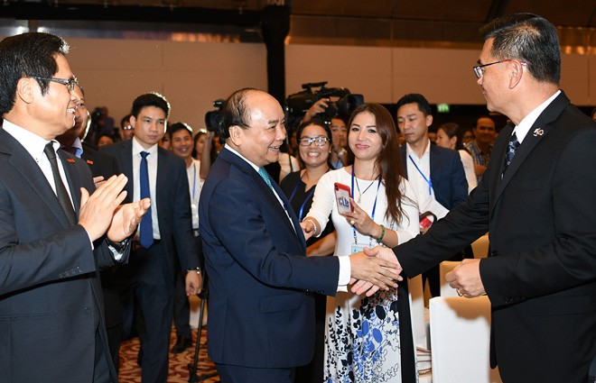 Khát vọng trở thành quốc gia thịnh vượng Thủ tướng Nguyễn Xuân Phúc tại Diễn đàn Kinh doanh Việt Nam Ảnh: Quang Hiếu