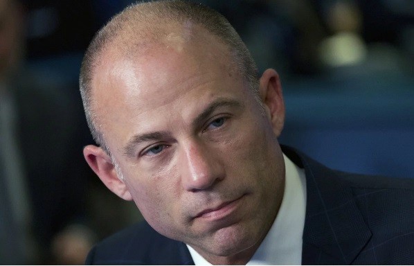 Mỹ: Luật sư của ngôi sao khiêu dâm ra tranh cử tổng thống Luât sư Michael Avenatti sẽ ra tranh cử tổng thống năm 2020, đối thủ của ông Trump nếu ông tái tranh cử.