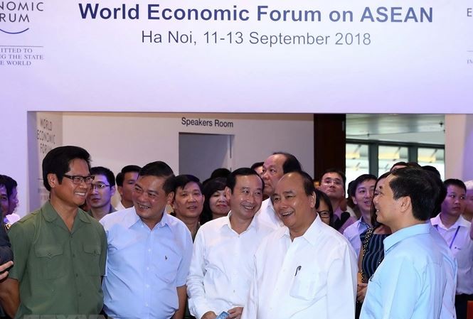 Chung tay xây dựng cộng đồng ASEAN trong thời kỳ CM công nghiệp 4.0 Thủ tướng Nguyễn Xuân Phúc hài lòng với công tác chuẩn bị WEF ASEAN 2018. Ảnh: TTXVN