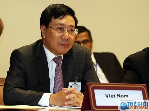 Phó thủ tướng Phạm Bình Minh đồng chủ trì phiên họp ASEAN tại LHQ Phó thủ tướng Phạm Bình Minh trong phiên họp bên lề Kỳ họp thứ 73 Đại hội đồng Liên Hợp Quốc. Ảnh: VN & TG
